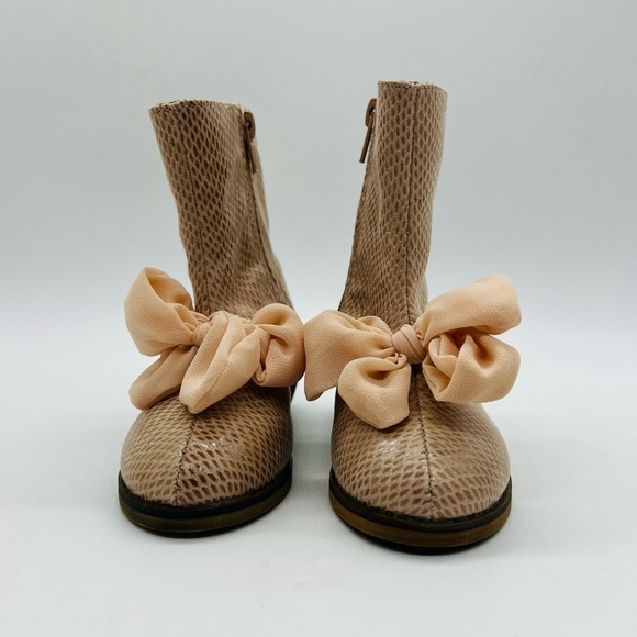 JOYFOLIE TODDLER BLUSH COLORED WREN BOOTIES WITH SIDE ZIPPER SIZE 5 - Picture 5 of 13